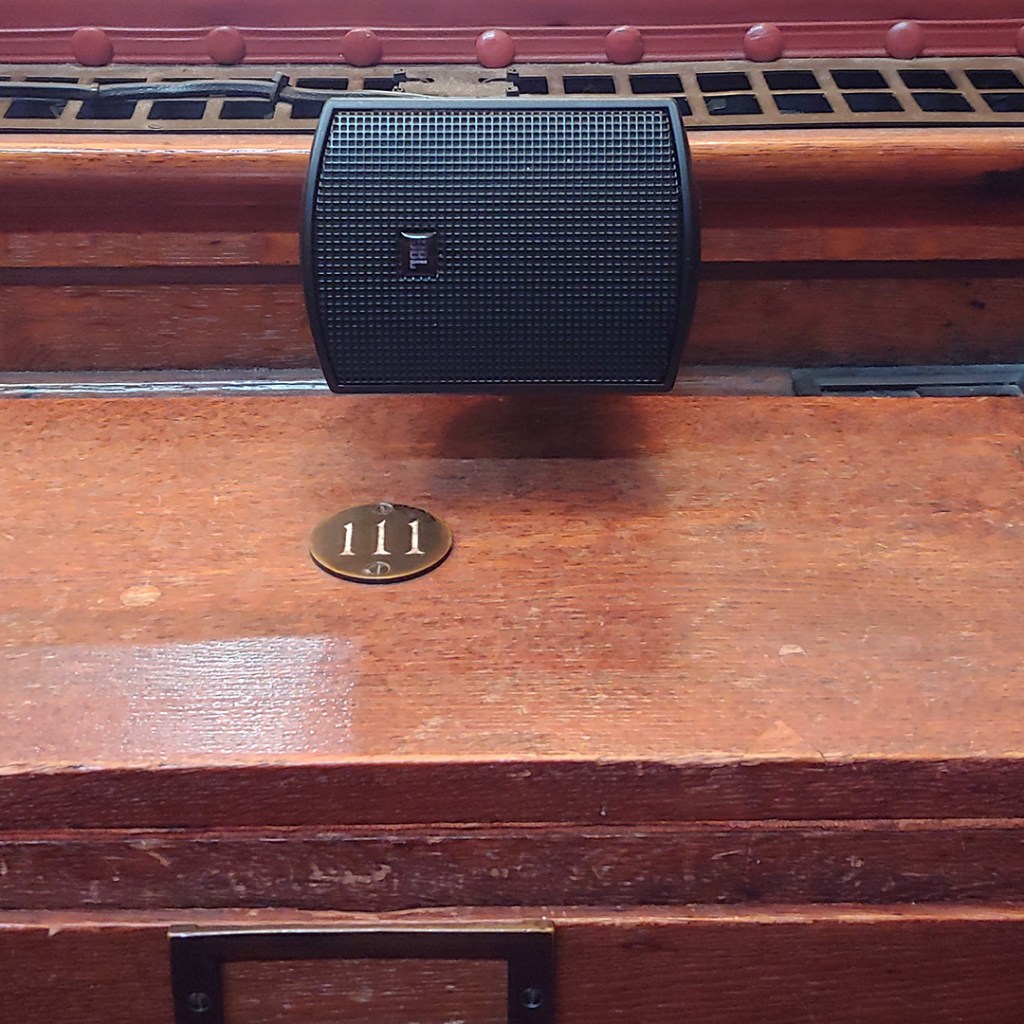 Photo of Small speaker in position